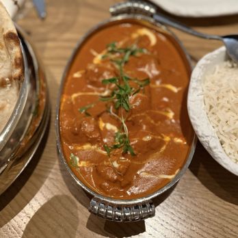 Tamba Indian Cuisine signature dishes Chicken Tikka MasalaLamb VindalooTandoori Chicken